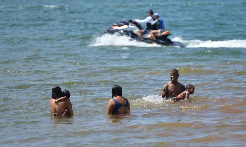 GDF dá mais segurança a banhistas no Lago Paranoá