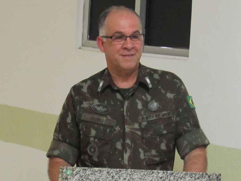 Exército informa morte do general de brigada Carlos Sydrião