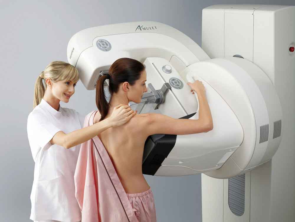 Policlínica leva mamografia a quatro municípios
