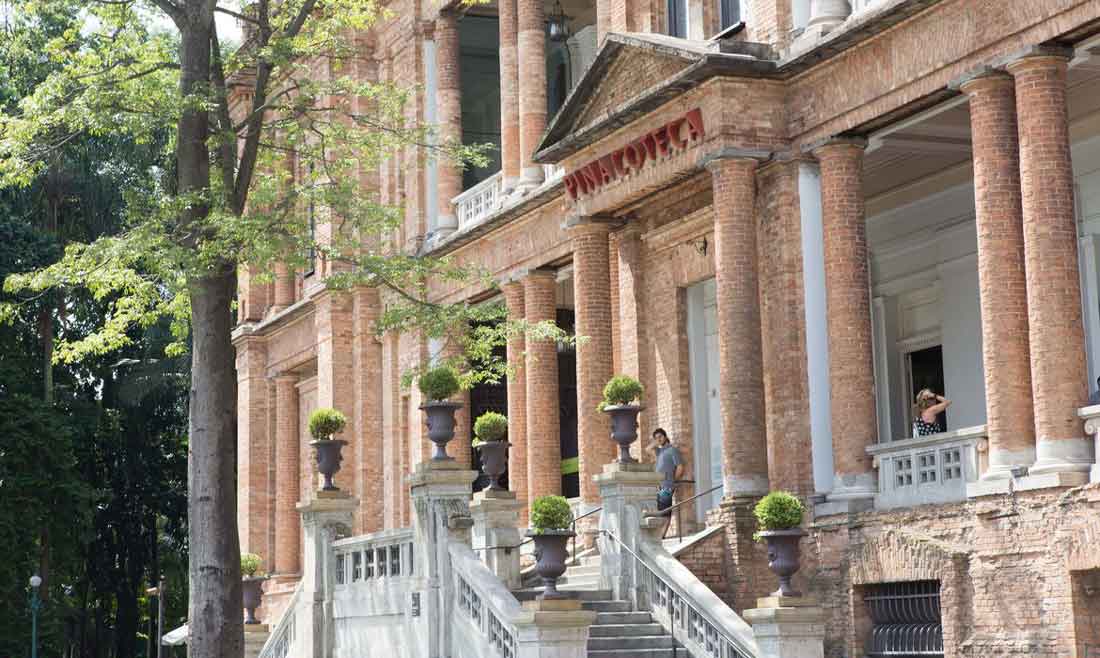 Museus reabrem na cidade de São Paulo