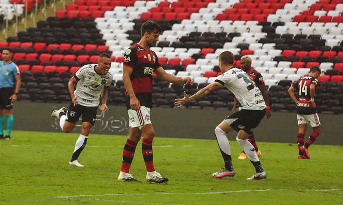 Ceará vence no Maracanã e complica Flamengo no Brasileirão