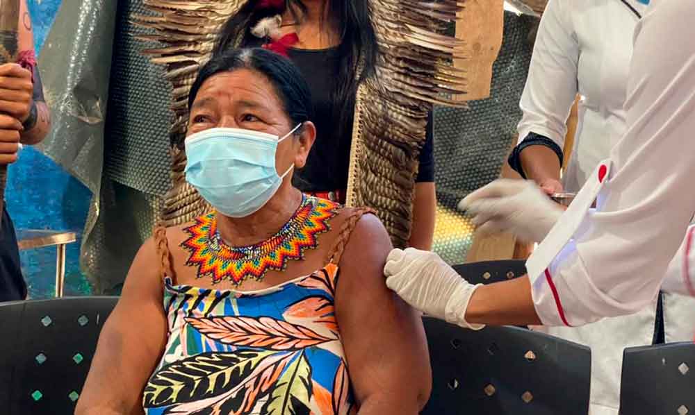 Vacinas para grupo prioritário chegam à aldeia indígena em Maricá