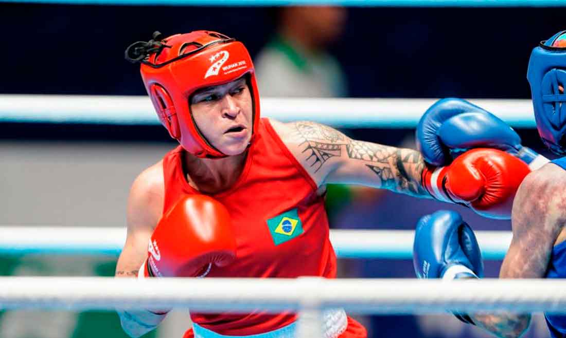 Bia Ferreira luta pelo ouro neste sábado em torneio na Bulgária