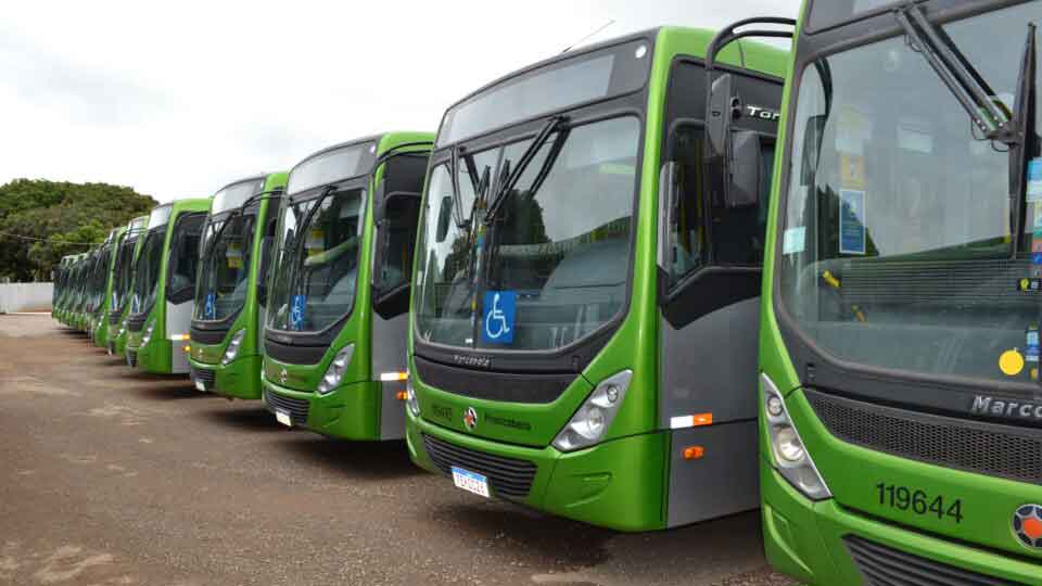 Mais 14 ônibus novos para a população de cinco regiões