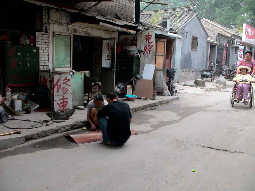 China confina distrito com quase 1 milhão de habitantes após novos casos de Covid-19