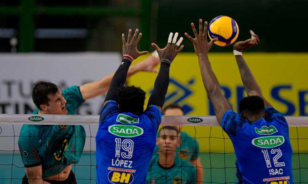 Superliga: Vôlei UM Itapetininga bate Sada Cruzeiro e vai à semifinal