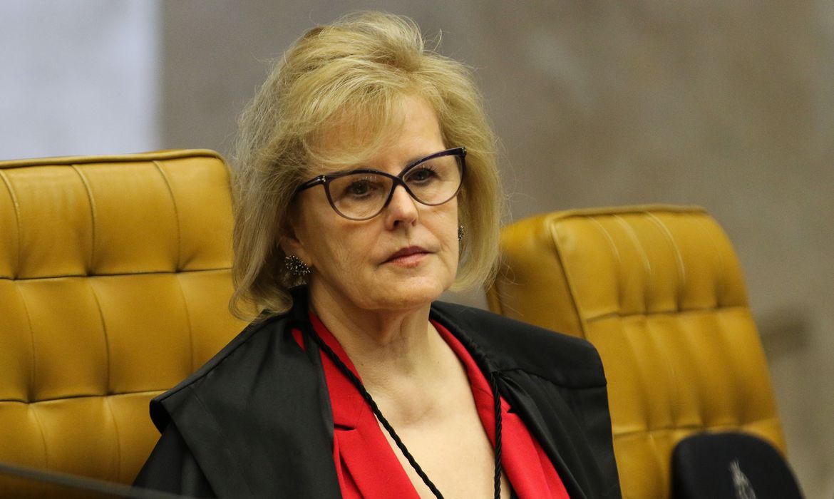 Ministra do STF suspende decretos que ampliaram acesso a armas