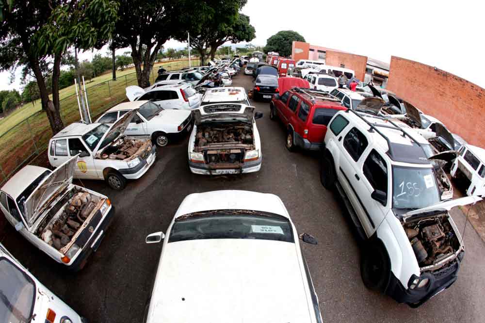 Goiás: Detran vai leiloar 3 mil veículos de 1º a 3 de julho