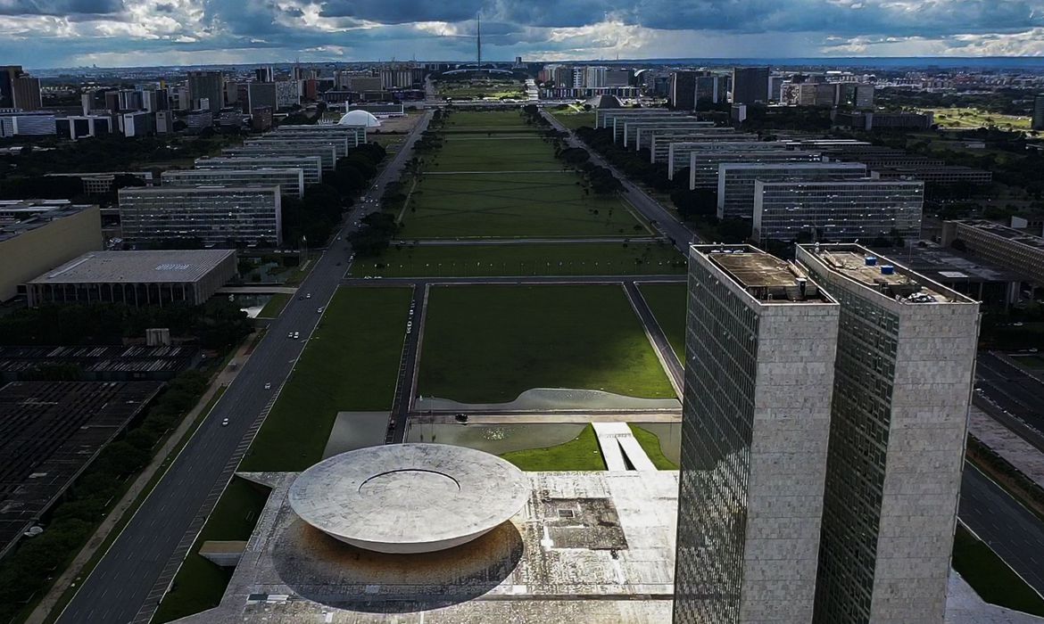 Veja os assuntos que devem movimentar Brasília nesta semana