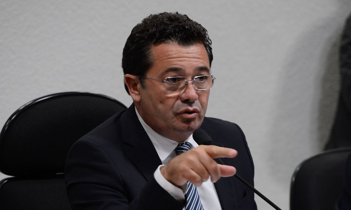Segunda Turma do STF arquiva processo contra ex-senador Vital do Rêgo