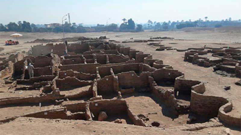 Egito descobre cidade perdida de mais de 3 mil anos de idade