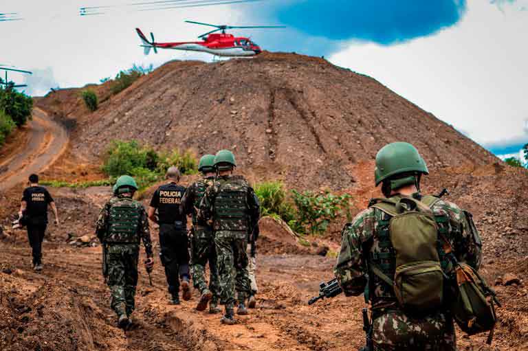 Combate à atividade ilegal de mineração no Pará