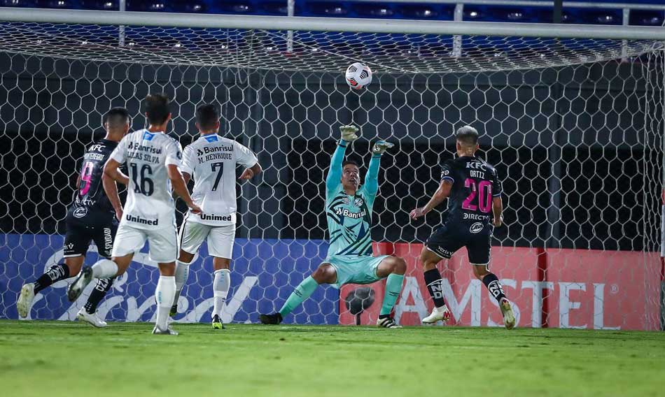 Del Valle supera Grêmio, que fica sob risco na pré-Libertadores