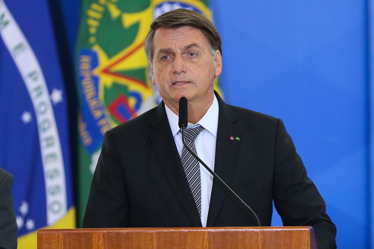 Bolsonaro defende mais parcerias do Brasil com Eurásia em evento