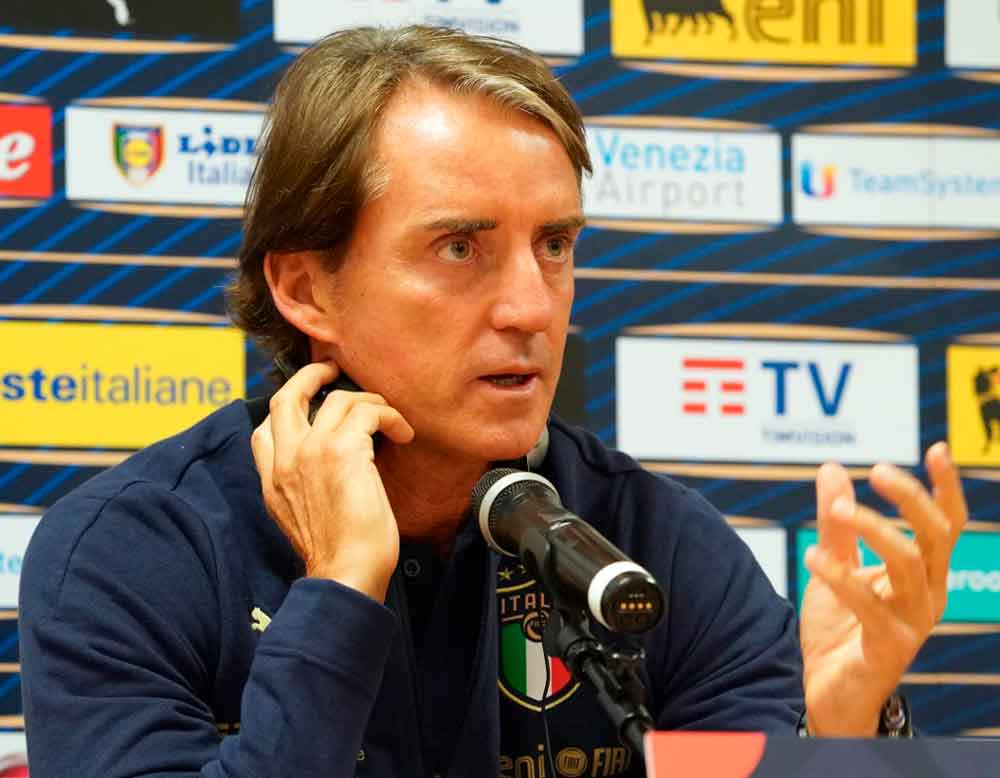 Seleção da Itália é vacinada contra covid-19 antes da Eurocopa
