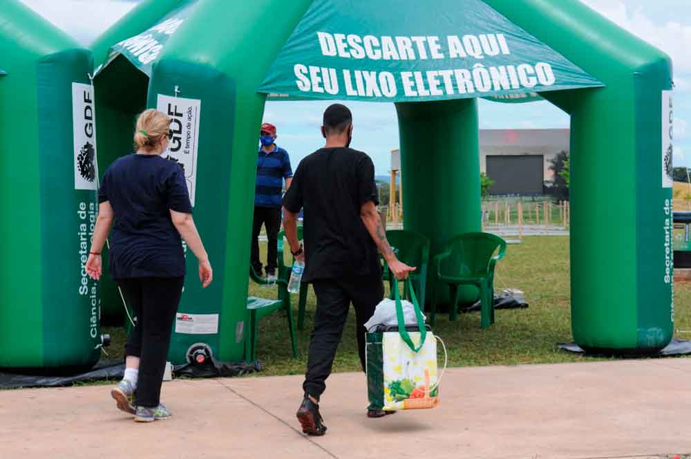 Brasília ganha novos postos para descarte de material eletrônico