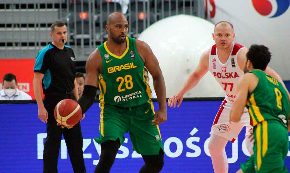 Gustavinho pede basquete do Brasil com sentimento: “é para quem quer”