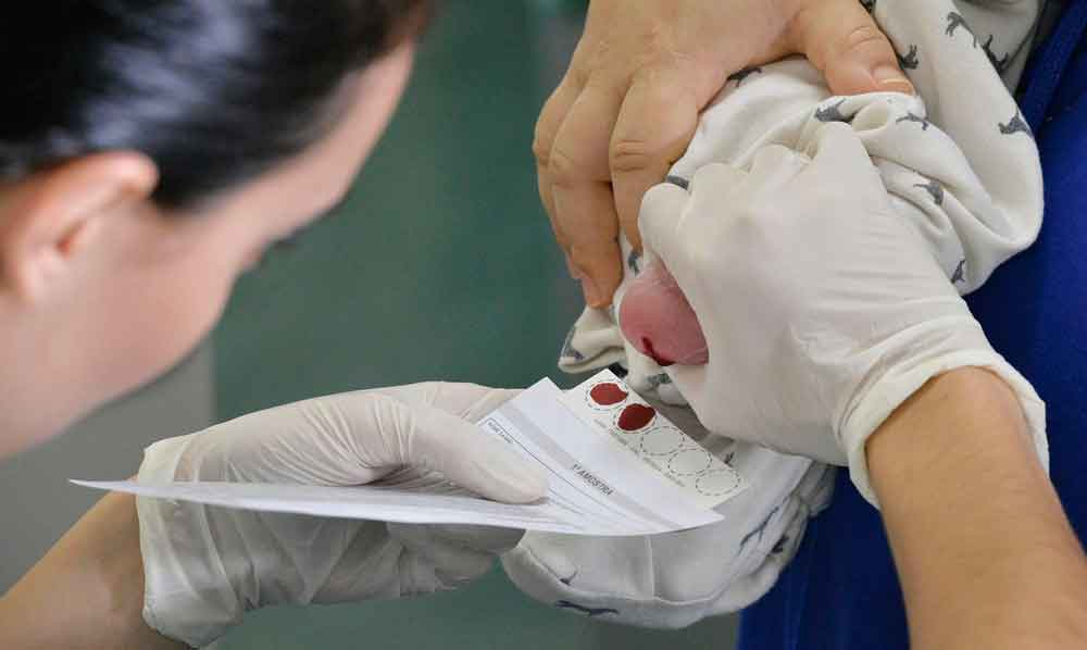 Teste do pezinho alcança 100% dos nascidos vivos no Distrito Federal