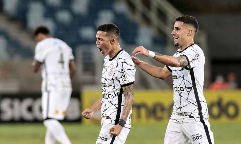Com força da base, Corinthians vence Cuiabá fora de casa