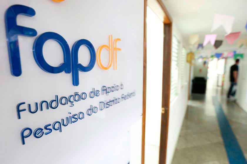 FAP vai selecionar projetos de inclusão digital e social