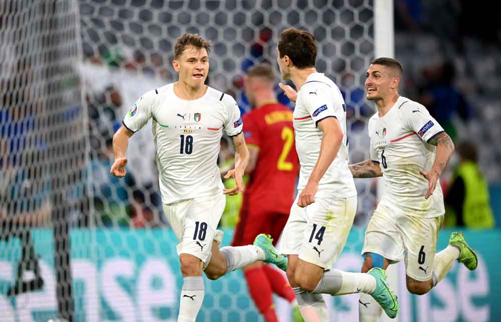 Itália vence Bélgica por 2 a 1 e alcança semifinais da Eurocopa