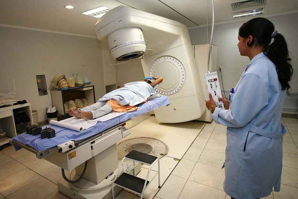 Governo já investiu R$ 126 milhões em equipamentos para tratamento de câncer
