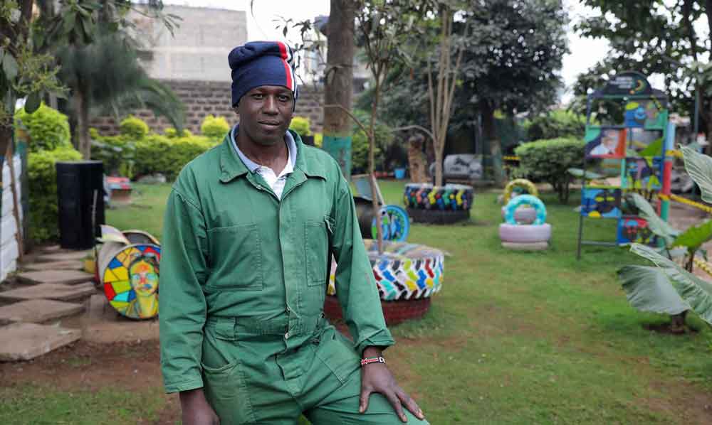 Quênia: Morador transforma lixão em jardim público e conscientiza comunidade