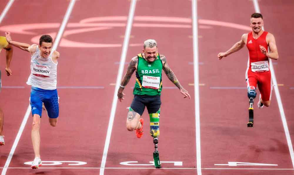 Por um centésimo a mais, Vinícius Rodrigues é prata nos 100m em Tóquio