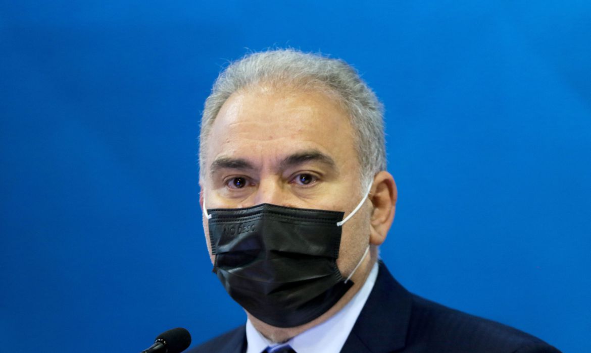 Ministro da Saúde diz que não vai decretar fim da pandemia “sozinho”