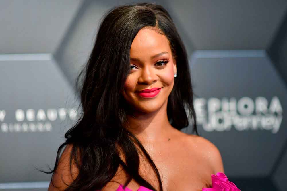 Rihanna lidera lista de estrelas famosas mais ricas dos EUA