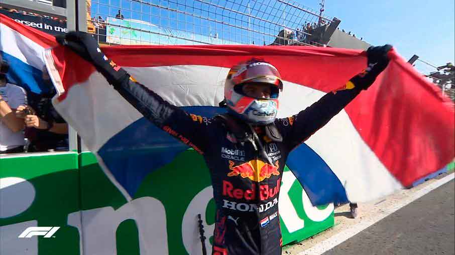 GP da Holanda: Verstappen sobra e vence em casa para assumir liderança da F1