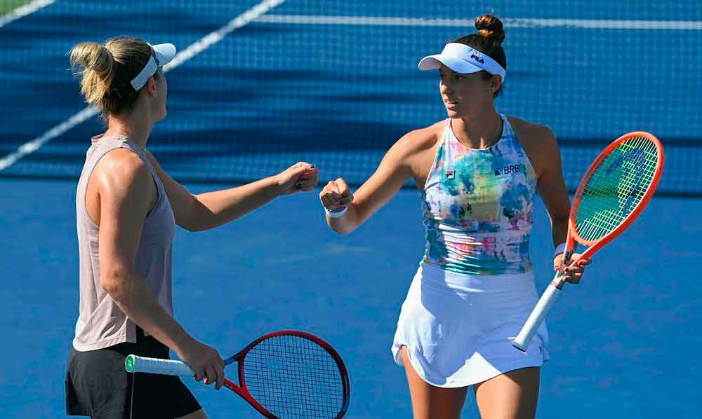 Tênis: Luisa Stefani avança na chave de duplas do US Open
