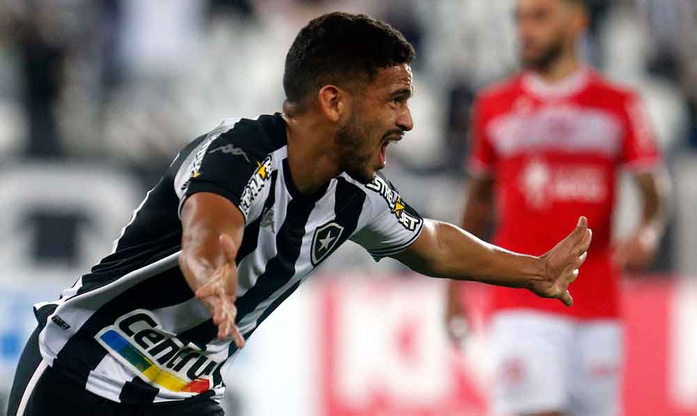 Botafogo vence CRB e assume vice-liderança da Série B