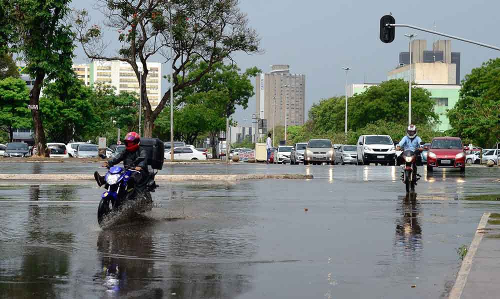 Feriado de 12 de outubro poderá ter chuvas no Distrito Federal