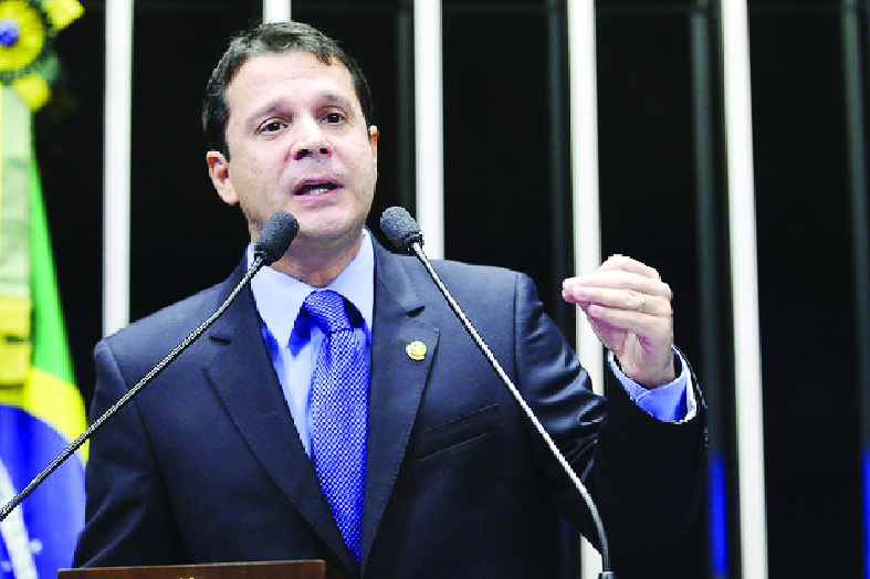 União Brasil decide lançar Reguffe ao Governo do Distrito Federal