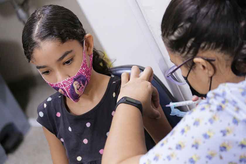 Anvisa faz recomendações para uso de vacina da Pfizer em crianças
