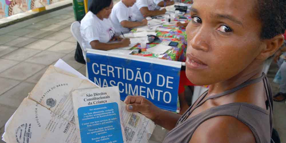 Emissão gratuita da Certidão de Nascimento é garantida por Lei Federal