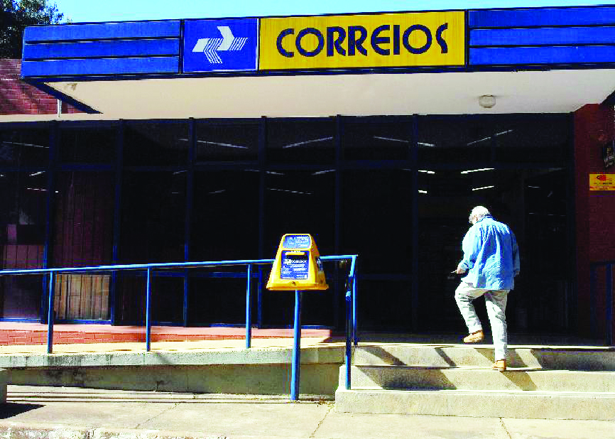 Concurso dos Correios terá 3.468 vagas, com salários de até R$ 6.872. Veja detalhes