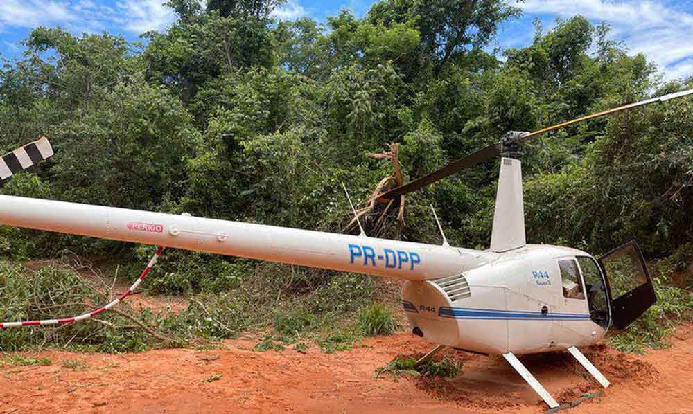 Polícia Federal apreende helicóptero lotado de cocaína após pouso forçado