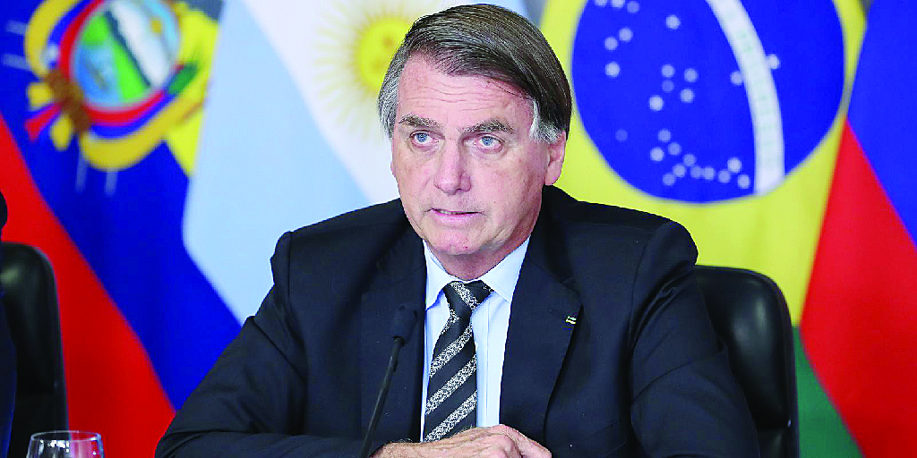 ‘Estão com medo do quê?’, questiona Bolsonaro sobre carta pela democracia