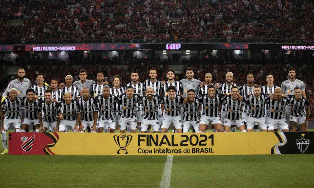 Atlético-MG volta a bater o Athletico-PR e é bi da Copa do Brasil