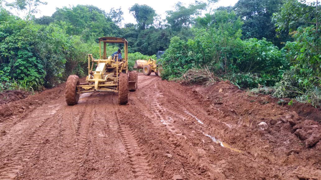 GDF Presente, trabalha em cratera aberta no Jardim Botânico