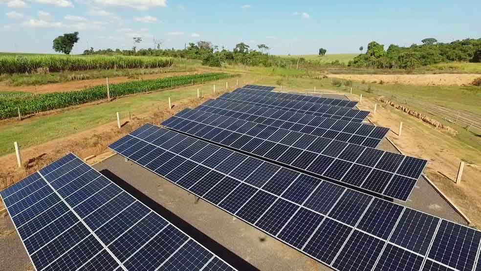 Energia solar: Bolsonaro sanciona lei que prevê descontos até 2045