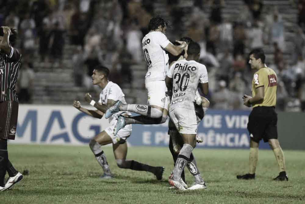 Santos bate Fluminense-PI nos pênaltis e avança na Copa do Brasil