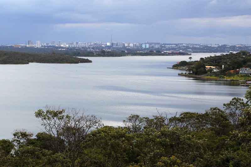 Água, urbanização e Cerrado são temas de evento no auditório do DER