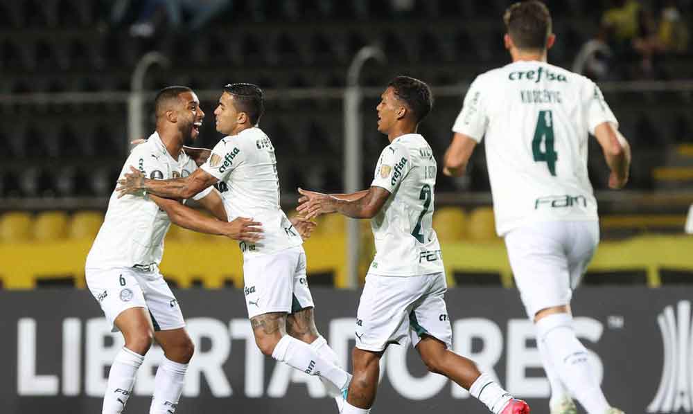 Palmeiras empata com o Atlético-GO e vê diferença cair na liderança