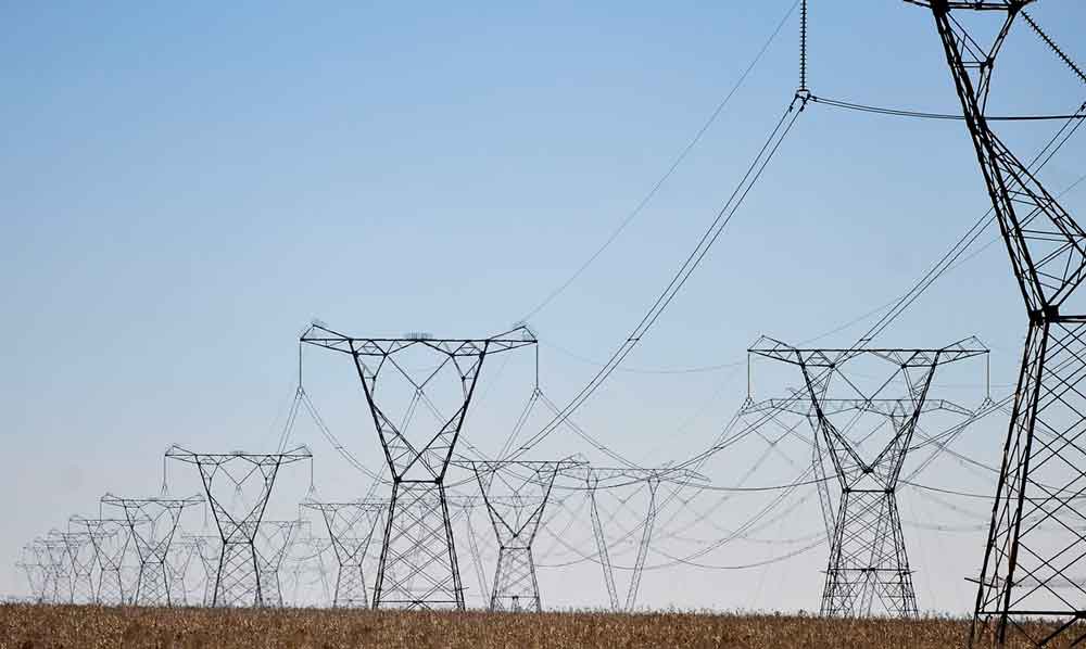 Aneel: tarifa de energia elétrica deve subir, em média, 5,6% em 2023