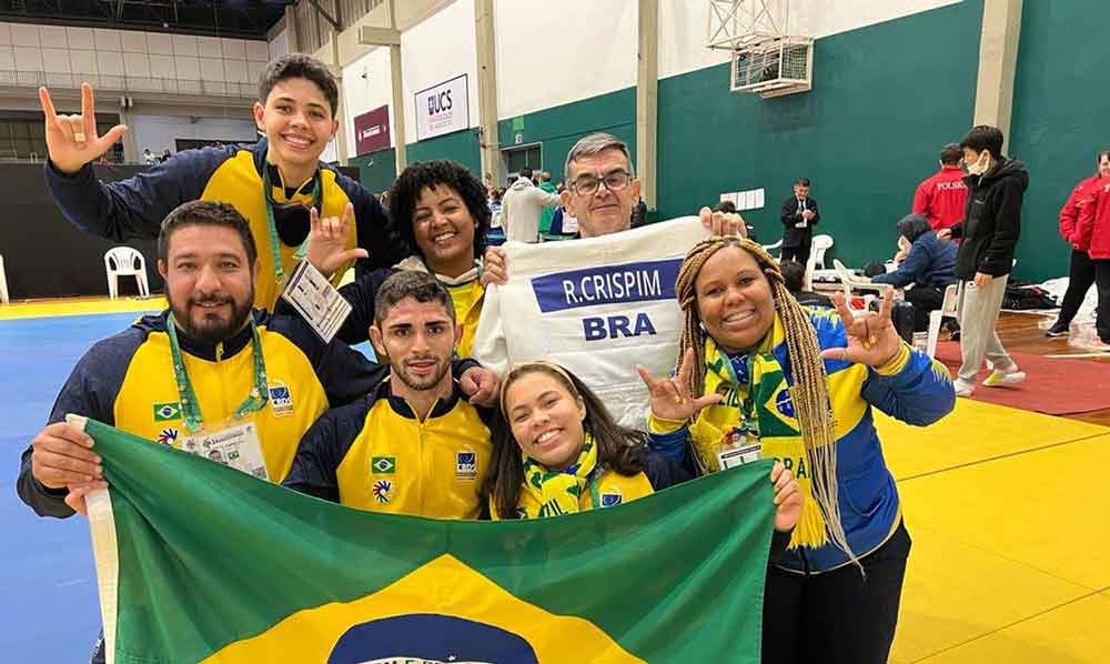 Rômulo Crispim conquista primeira medalha do Brasil na Surdolimpíada