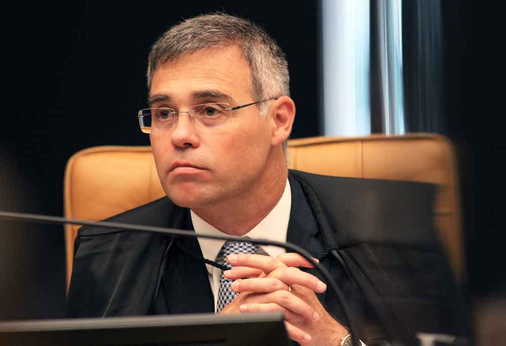 André Mendonça pede vista e interrompe julgamento que devolveu mandato a Francischini