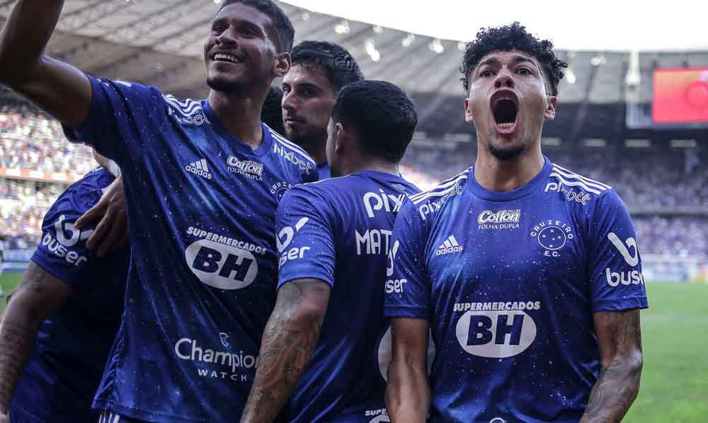 Cruzeiro fica no 1 a 1 com Criciúma e adia acesso à Série A
